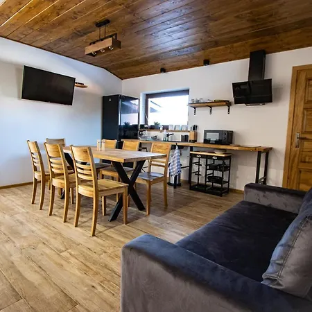 Black Deer Homestay *